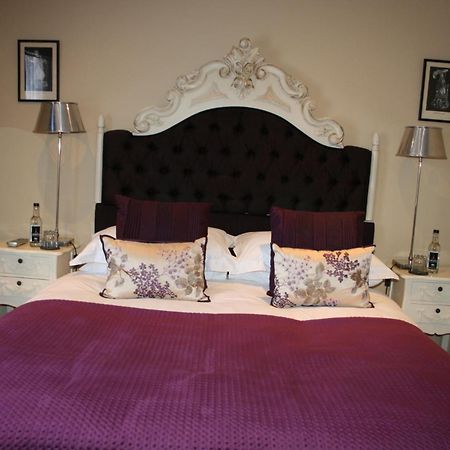 The New White Lion Hotell Llandovery Eksteriør bilde