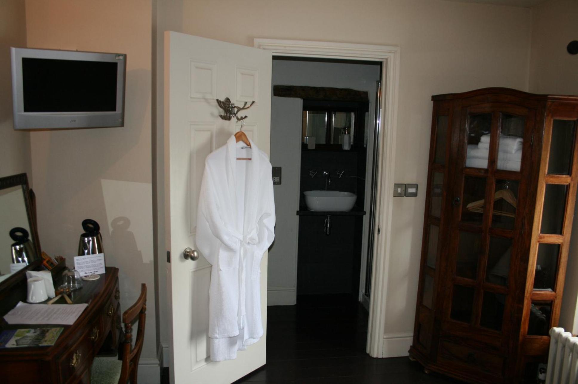The New White Lion Hotell Llandovery Eksteriør bilde