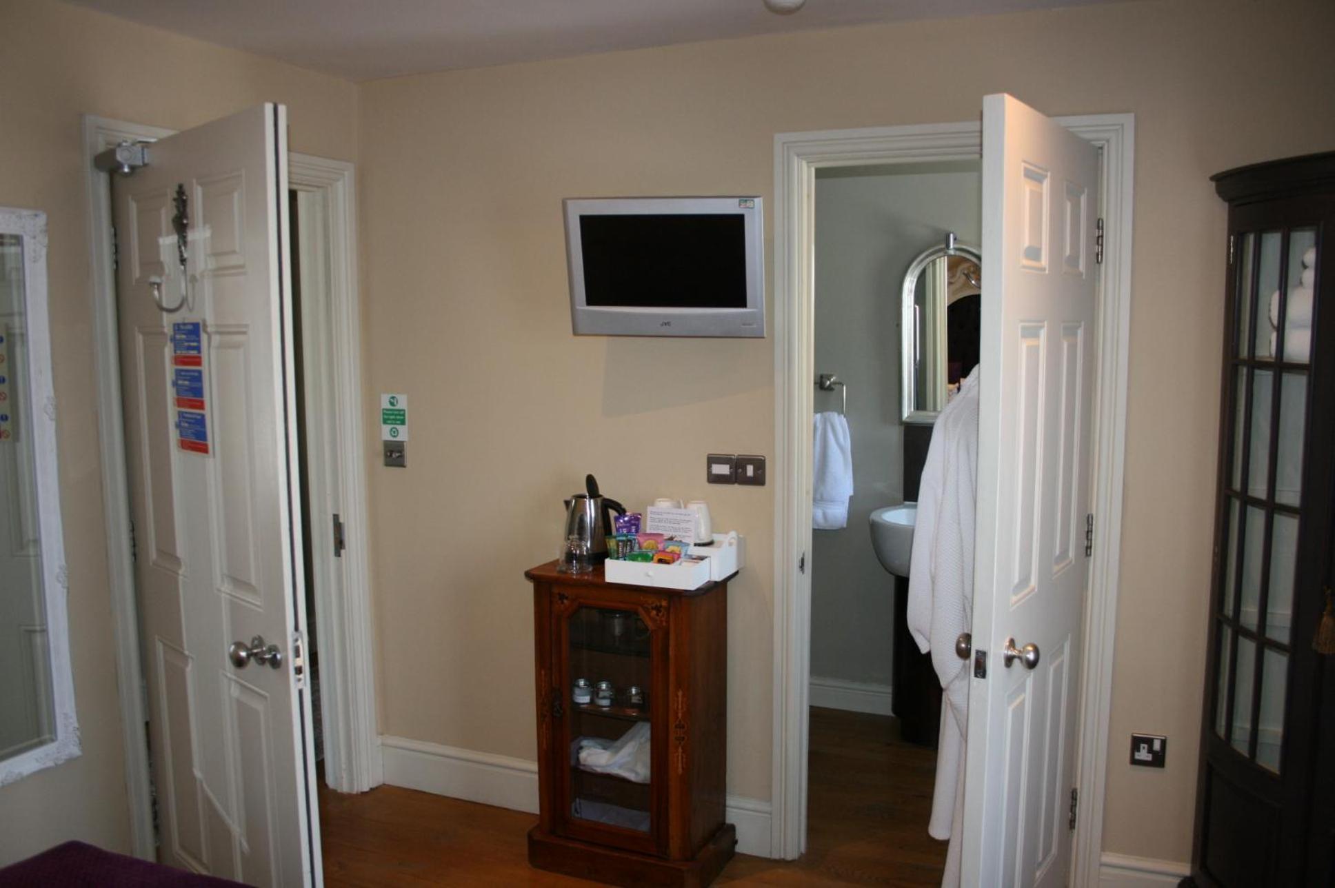 The New White Lion Hotell Llandovery Eksteriør bilde