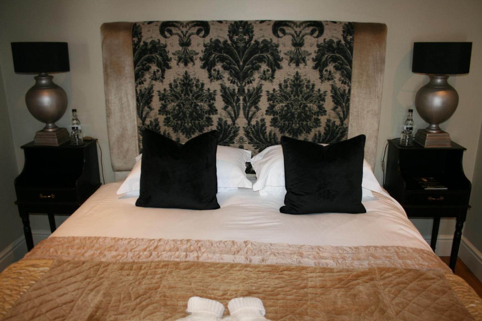 The New White Lion Hotell Llandovery Eksteriør bilde